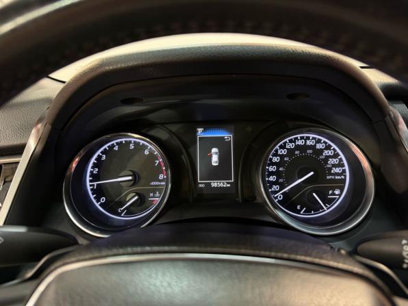 Toyota Camry VIII (XV70) с пробегом 2019 года, цена 2 570 000 рублей, 98558 км, седан, Автокод Объявления
