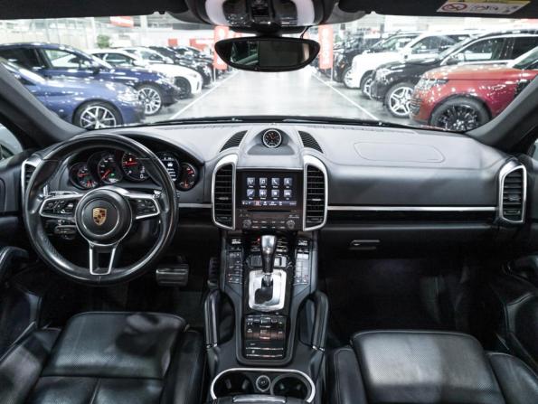 Porsche Cayenne II Рестайлинг (958) с пробегом 2017 года, цена 4 499 700 рублей, 99926 км, внедорожник, Автокод Объявления
