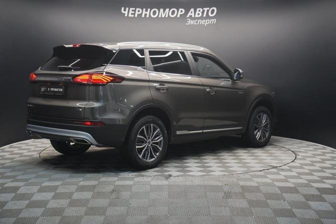 Geely Atlas Pro с пробегом 2023 года, цена 2 343 000 рублей, 64000 км, внедорожник, Автокод Объявления