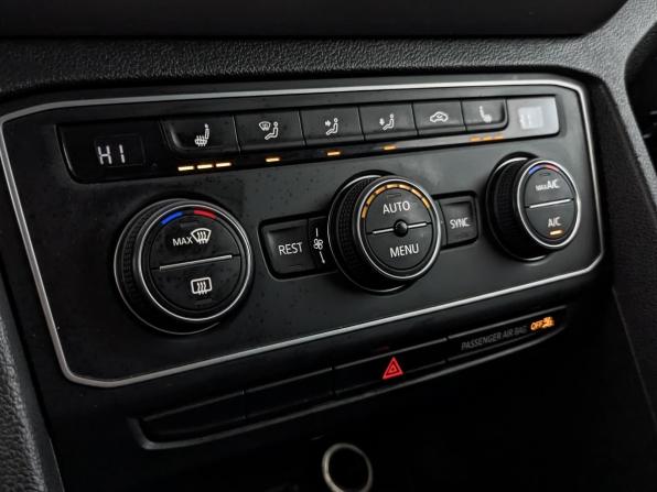 Volkswagen Teramont I с пробегом 2018 года, цена 2 780 000 рублей, 202225 км, внедорожник, Автокод Объявления