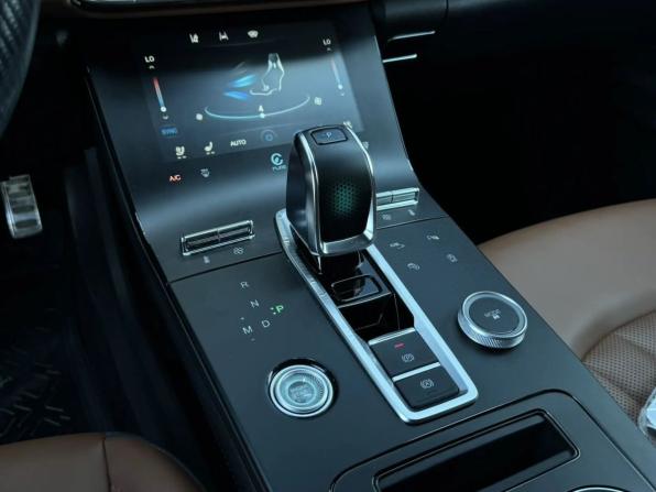 Chery Tiggo 8 Pro Max I с пробегом 2022 года, цена 2 410 000 рублей, 35369 км, внедорожник, Автокод Объявления