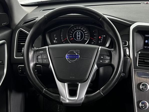 Volvo XC60 I Рестайлинг с пробегом 2014 года, цена 1 850 000 рублей, 211477 км, внедорожник, Автокод Объявления