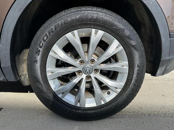 Volkswagen Tiguan II с пробегом 2017 года, цена 2 100 000 рублей, 121839 км, внедорожник, Автокод Объявления
