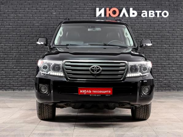 Toyota Land Cruiser 200 Series Рестайлинг 1 с пробегом 2015 года, цена 4 050 000 рублей, 293406 км, внедорожник, Автокод Объявления