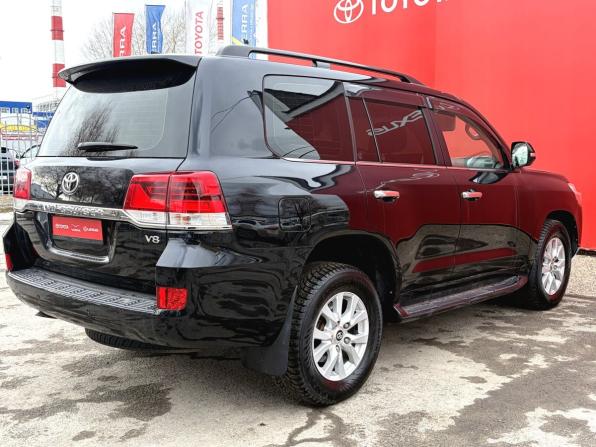 Toyota Land Cruiser 200 Series Рестайлинг 2 с пробегом 2019 года, цена 6 150 000 рублей, 202000 км, внедорожник, Автокод Объявления