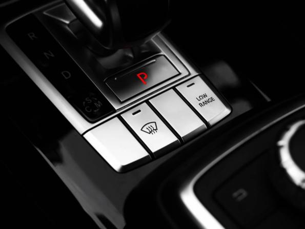 Mercedes-Benz G-Класс AMG I (W463) Рестайлинг 2 с пробегом 2015 года, цена 5 684 580 рублей, 139123 км, внедорожник, Автокод Объявления