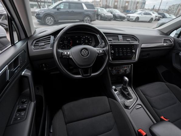 Volkswagen Tiguan II с пробегом 2018 года, цена 2 310 000 рублей, 158061 км, внедорожник, Автокод Объявления