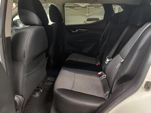 Nissan Qashqai II с пробегом 2016 года, цена 1 609 000 рублей, 131001 км, внедорожник, Автокод Объявления