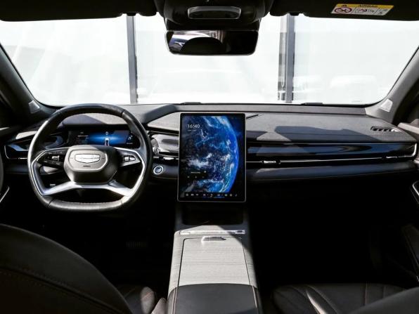Geely Preface I с пробегом 2024 года, цена 2 435 000 рублей, 47433 км, седан, Автокод Объявления