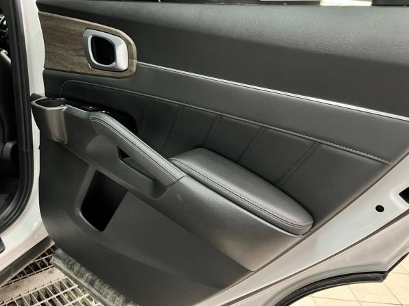 Kia Sorento IV с пробегом 2021 года, цена 2 584 000 рублей, 112777 км, внедорожник, Автокод Объявления