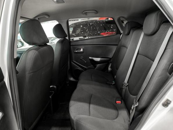 Kia Rio III Рестайлинг с пробегом 2016 года, цена 1 050 000 рублей, 103010 км, хэтчбек, Автокод Объявления