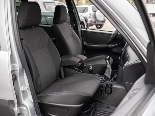 Chevrolet Niva I Рестайлинг с пробегом 2016 года, цена 808 000 рублей, 79193 км, внедорожник, Автокод Объявления