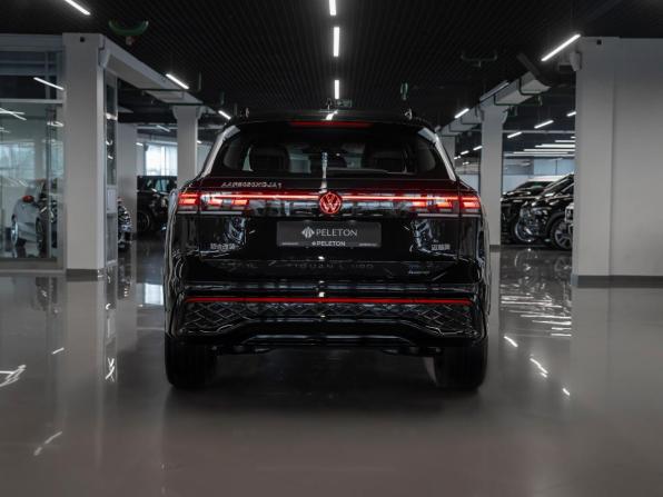 Volkswagen Tiguan III (China Market) с пробегом 2026 года, цена 4 900 000 рублей, 60 км, внедорожник, Автокод Объявления