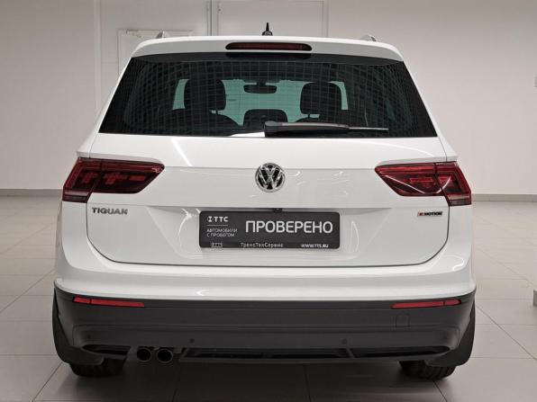 Volkswagen Tiguan II с пробегом 2018 года, цена 2 610 000 рублей, 155601 км, внедорожник, Автокод Объявления