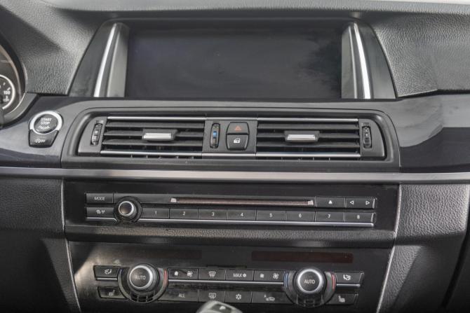 BMW 5 серии VI (F10/F11/F07) с пробегом 2011 года, цена 1 899 000 рублей, 224750 км, седан, Автокод Объявления