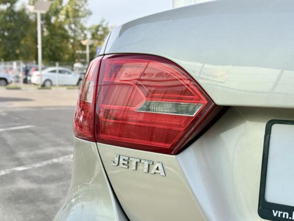 Volkswagen Jetta VI с пробегом 2012 года, цена 690 000 рублей, 271261 км, седан, Автокод Объявления