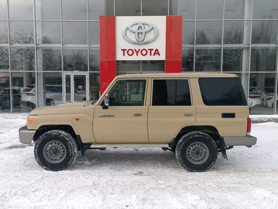 Toyota Land Cruiser 70 Series Рестайлинг 1 Ростов-на-Дону  - изображение 8