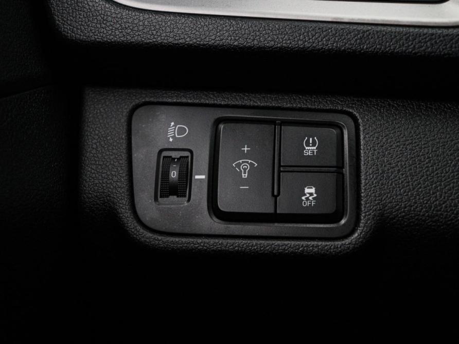 Hyundai Solaris II Москва  - изображение 17