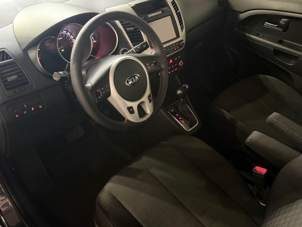 Kia Venga I Рестайлинг с пробегом 2015 года, цена 1 140 000 рублей, 169895 км, компактвэн, Автокод Объявления
