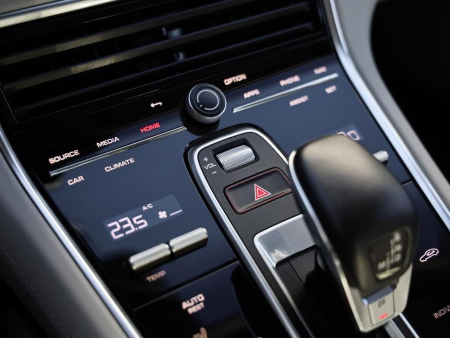 Porsche Panamera II Рестайлинг Санкт-Петербург  - изображение 24