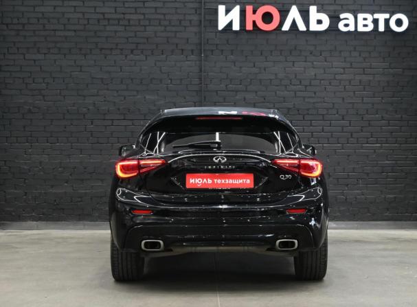 Infiniti Q30 с пробегом 2017 года, цена 1 800 000 рублей, 140126 км, хэтчбек, Автокод Объявления