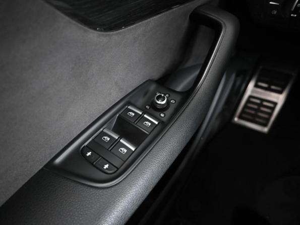 Audi Q7 II (4M) с пробегом 2017 года, цена 4 699 000 рублей, 156524 км, внедорожник, Автокод Объявления