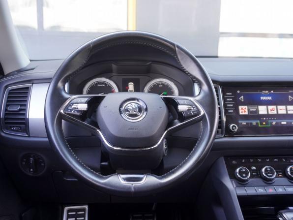 Skoda Kodiaq I Рестайлинг с пробегом 2022 года, цена 2 400 000 рублей, 190890 км, внедорожник, Автокод Объявления