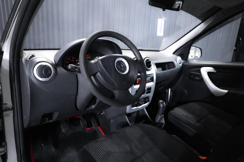Renault Logan I Рестайлинг Тюмень  - изображение 14