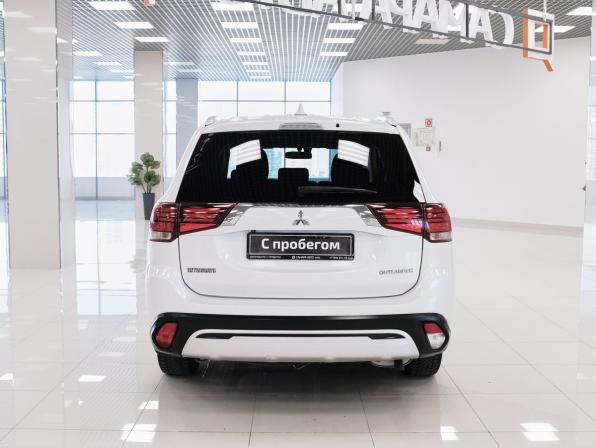 Mitsubishi Outlander III Рестайлинг 3 с пробегом 2018 года, цена 1 819 000 рублей, 136613 км, внедорожник, Автокод Объявления