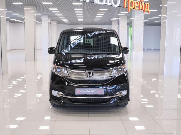 Honda Stepwgn V с пробегом 2015 года, цена 1 848 000 рублей, 106338 км, минивэн, Автокод Объявления