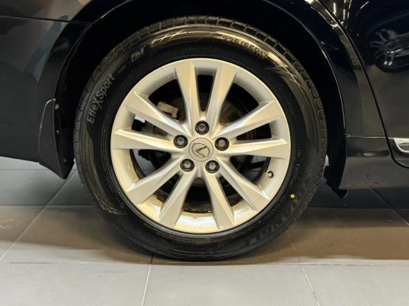 Lexus ES V Рестайлинг с пробегом 2010 года, цена 1 347 000 рублей, 288137 км, седан, Автокод Объявления