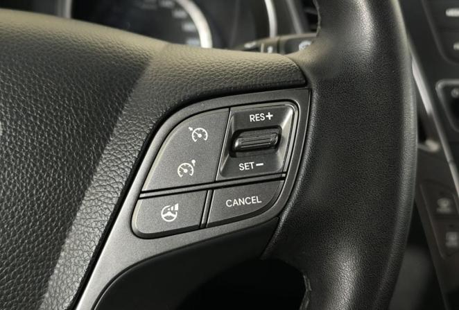 Hyundai Santa Fe II Рестайлинг с пробегом 2012 года, цена 1 673 000 рублей, 141140 км, внедорожник, Автокод Объявления