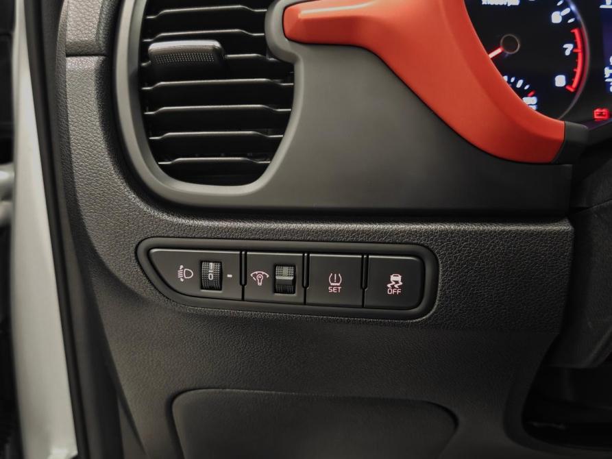 Kia Rio IV Рестайлинг Санкт-Петербург  - изображение 7