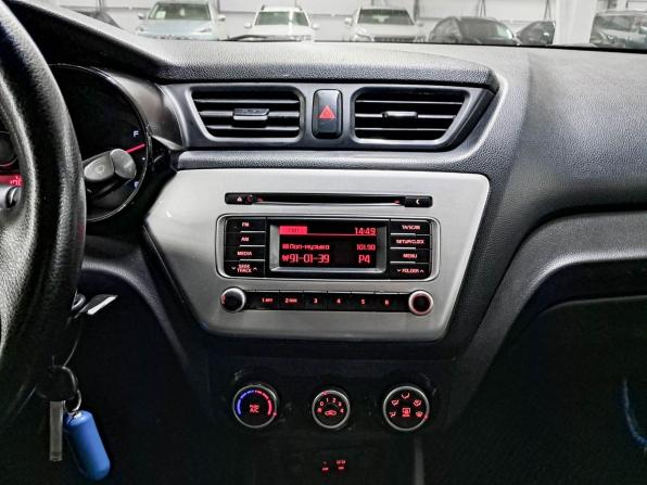 Kia Rio III Рестайлинг с пробегом 2016 года, цена 745 000 рублей, 125110 км, седан, Автокод Объявления