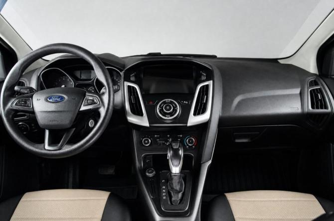 Ford Focus III Рестайлинг с пробегом 2017 года, цена 1 349 000 рублей, 98000 км, универсал, Автокод Объявления