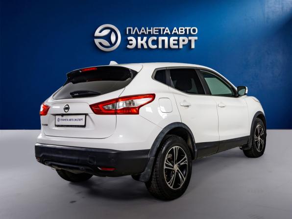 Nissan Qashqai II с пробегом 2015 года, цена 1 030 000 рублей, 191145 км, внедорожник, Автокод Объявления