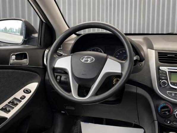 Hyundai Solaris I с пробегом 2011 года, цена 687 000 рублей, 185389 км, седан, Автокод Объявления