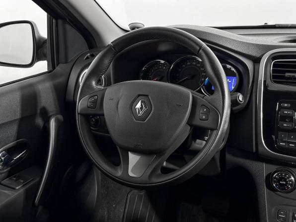 Renault Sandero II с пробегом 2018 года, цена 1 378 900 рублей, 16040 км, хэтчбек, Автокод Объявления