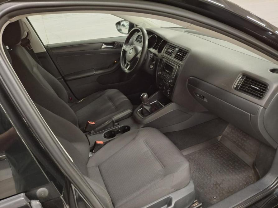 Volkswagen Jetta VI Рестайлинг Казань  - изображение 13