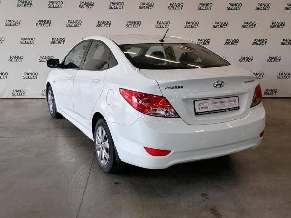 Hyundai Solaris I с пробегом 2013 года, цена 740 000 рублей, 154506 км, седан, Автокод Объявления