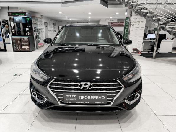 Hyundai Solaris II с пробегом 2017 года, цена 1 350 000 рублей, 130356 км, седан, Автокод Объявления