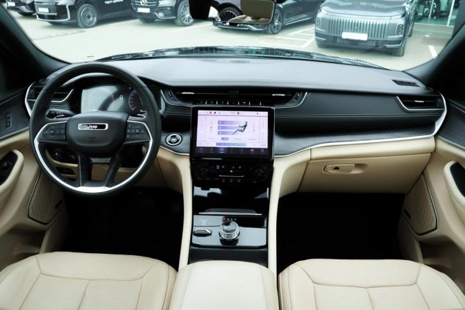 Jeep Grand Cherokee V (WL) с пробегом 2023 года, цена 6 990 000 рублей, 8694 км, внедорожник, Автокод Объявления