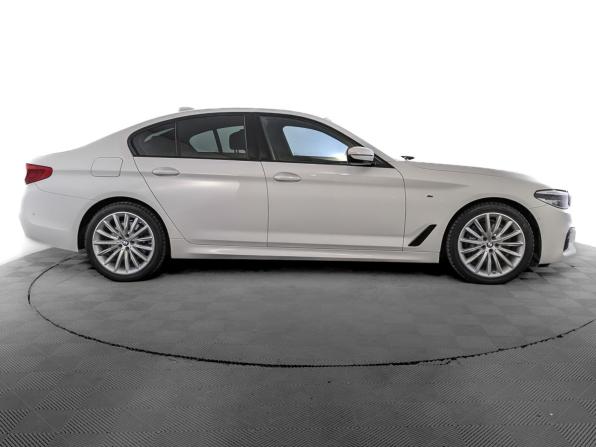 BMW 5 серии VII (G30/G31/G38) с пробегом 2019 года, цена 5 560 000 рублей, 37366 км, седан, Автокод Объявления