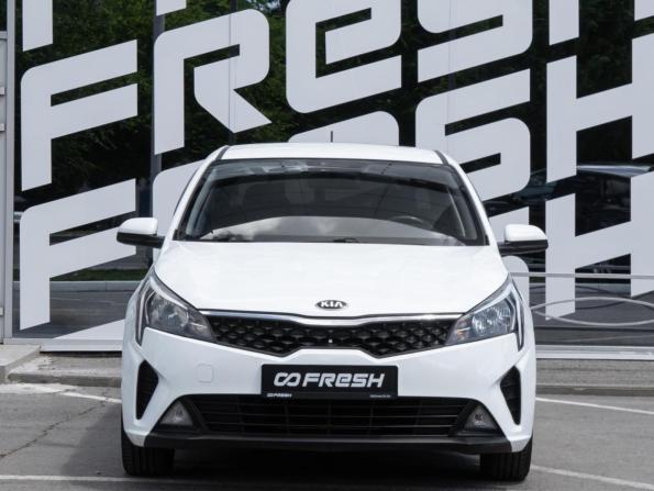 Kia Rio IV Рестайлинг с пробегом 2020 года, цена 1 250 000 рублей, 97465 км, седан, Автокод Объявления