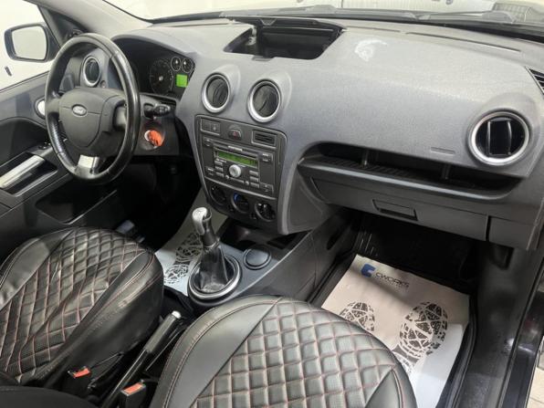 Ford Fusion I Рестайлинг с пробегом 2006 года, цена 475 000 рублей, 183327 км, хэтчбек, Автокод Объявления