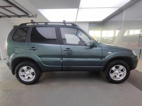 Chevrolet Niva I Рестайлинг с пробегом 2011 года, цена 690 000 рублей, 39642 км, внедорожник, Автокод Объявления