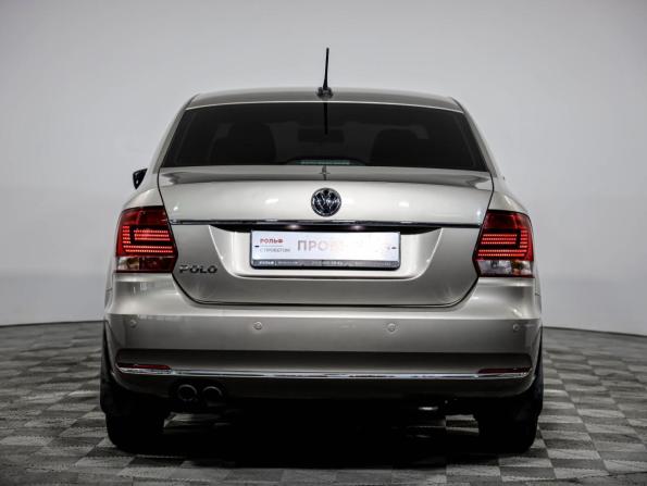 Volkswagen Polo V Рестайлинг с пробегом 2017 года, цена 1 419 000 рублей, 90401 км, седан, Автокод Объявления