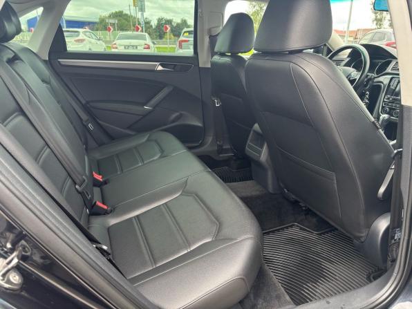 Volkswagen Passat (North America and China) I Рестайлинг с пробегом 2016 года, цена 1 689 000 рублей, 96517 км, седан, Автокод Объявления