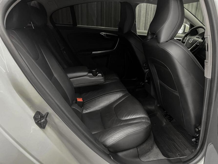 Volvo S60 II Красноярск  - изображение 15
