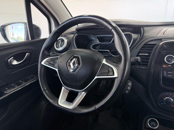 Renault Kaptur I Рестайлинг с пробегом 2021 года, цена 1 199 000 рублей, 182402 км, внедорожник, Автокод Объявления